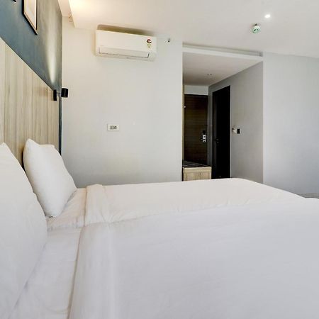 Super Sleek Townhouse Galexia Hotel And Resorts Bangalore Esterno foto