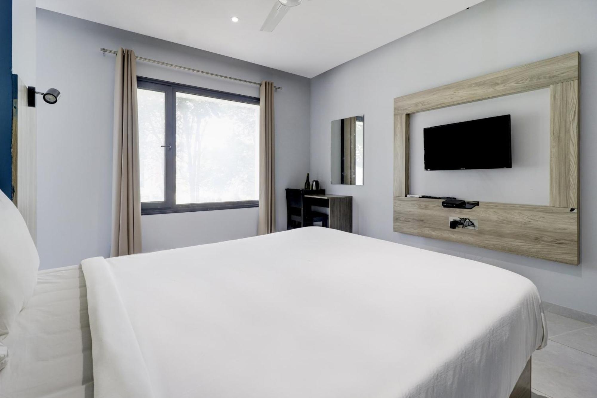 Super Sleek Townhouse Galexia Hotel And Resorts Bangalore Esterno foto