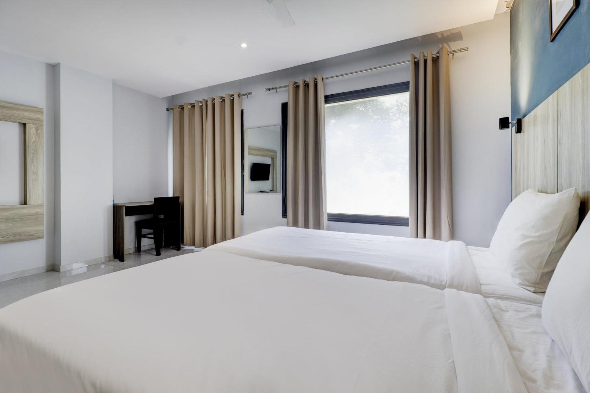 Super Sleek Townhouse Galexia Hotel And Resorts Bangalore Esterno foto